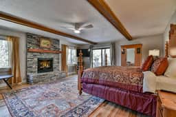 N. Asheville 5BR Retreat: Hot Tub, Fire Pit