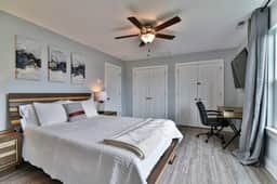 Chic Mtn Condo: Discover Asheville + more!