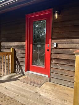 Farm Suite, King bed, overlooking horse pasture!