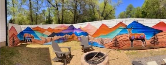 Brand new 2 bedrooms w/hot tub!