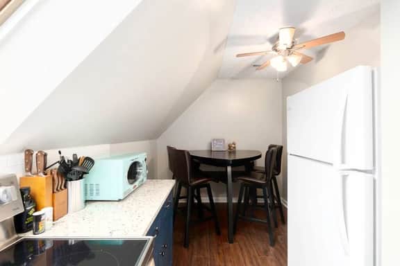 2BR apartment - cute, cozy, convenient