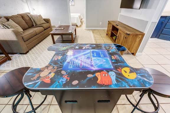 Spacious home with hot tub, fire pit & games